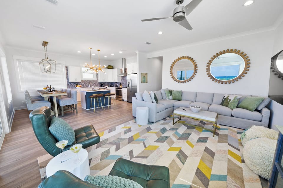1st Floor Main Living Area