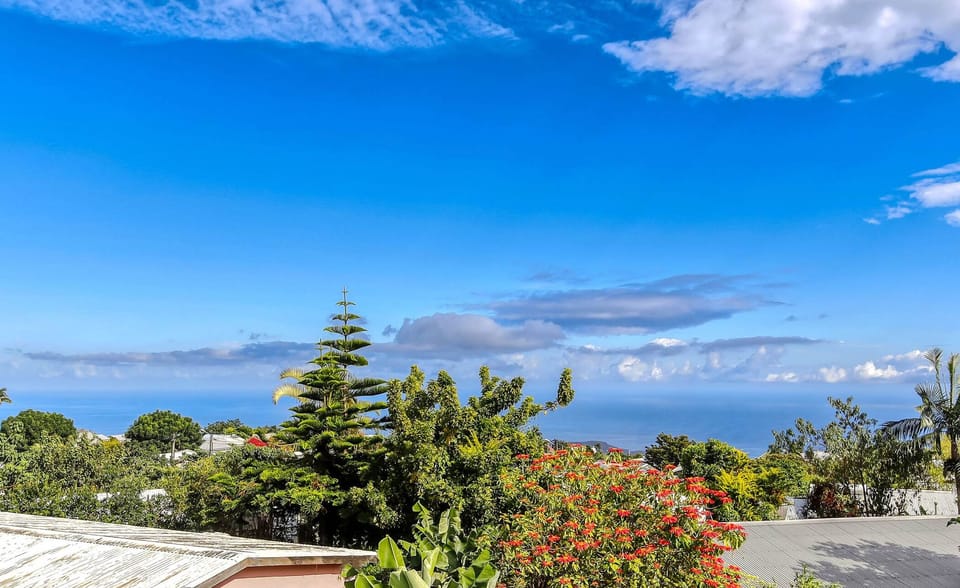 L'Orée du Maïdo - vue mer depuis le toit terrasse