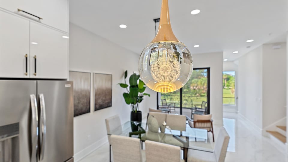 Townhome, 4 Bedrooms | Dining