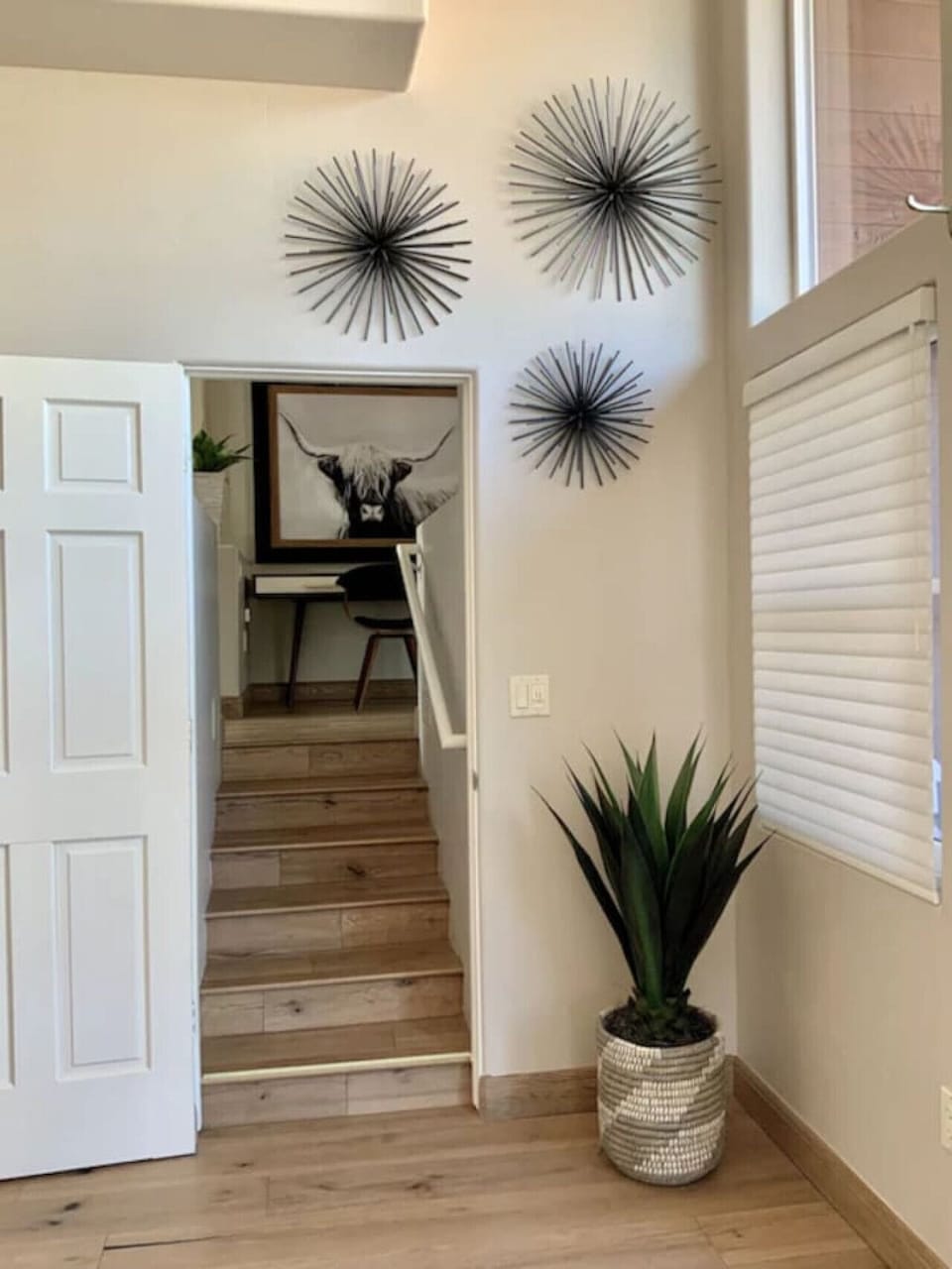 Bedroom 1 - Entrance, Office Workplace