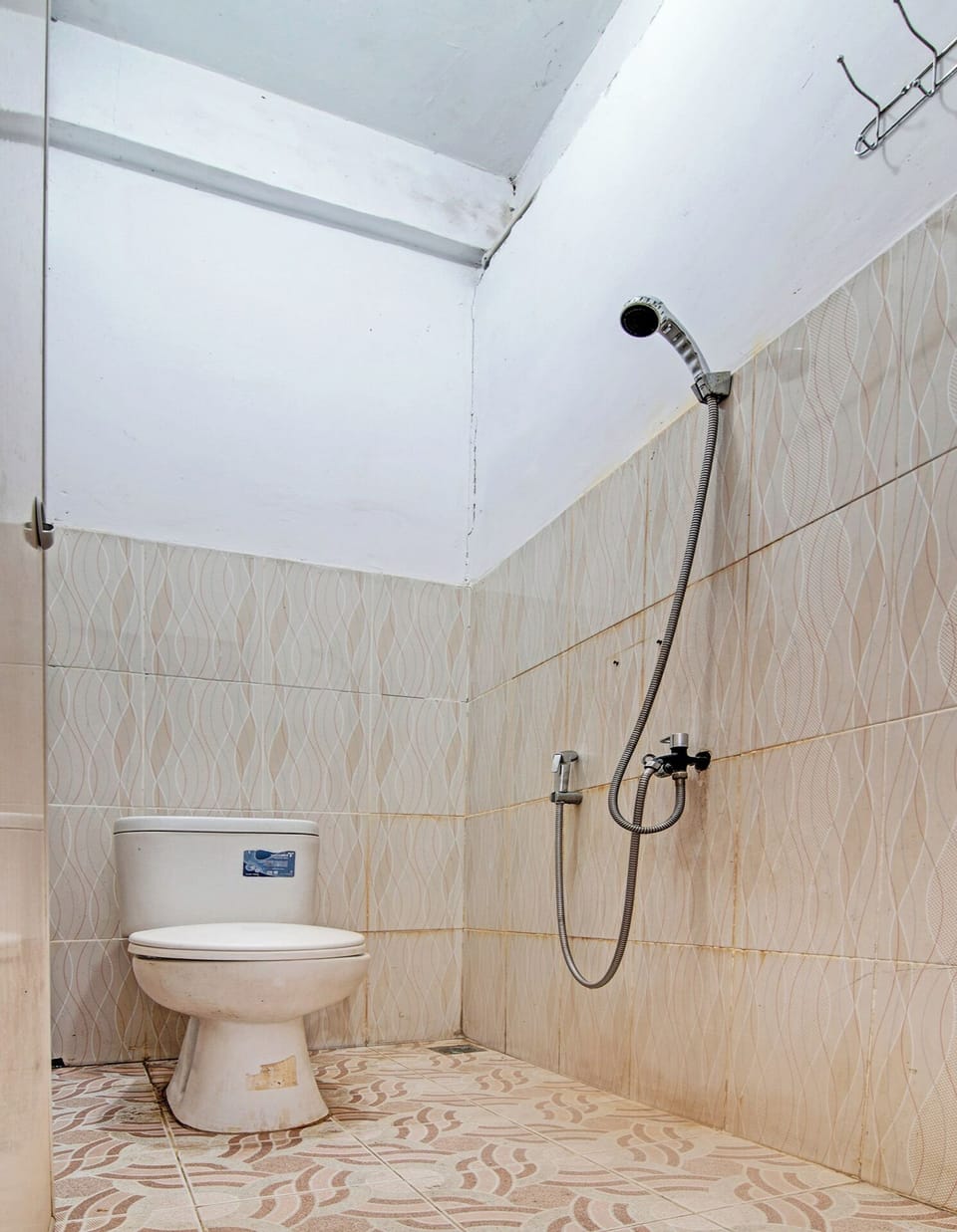 Standard Double Room | Bathroom | Shower, soap