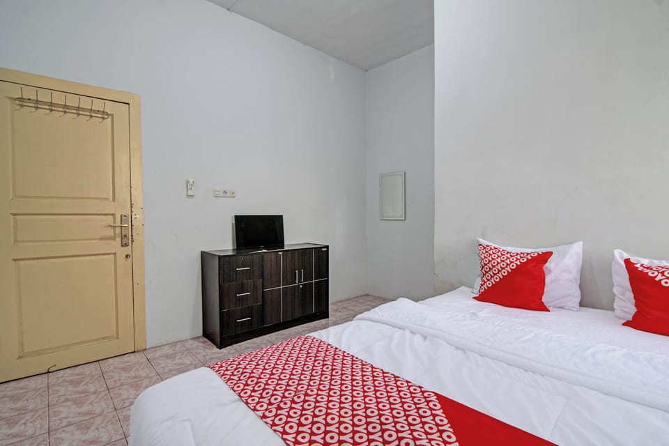 Standard Double Room | WiFi (free), bed sheets
