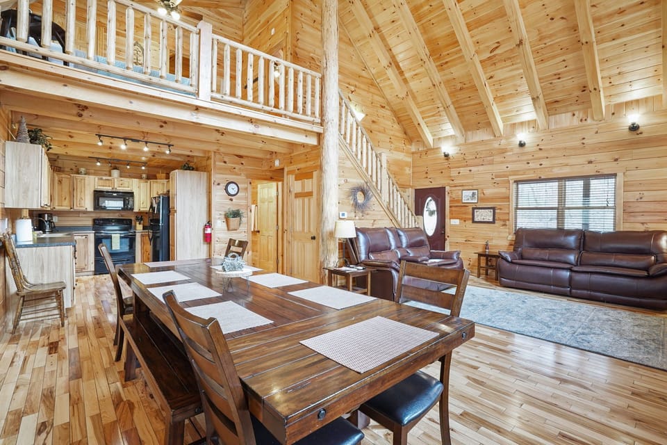 Living Room / Lounge