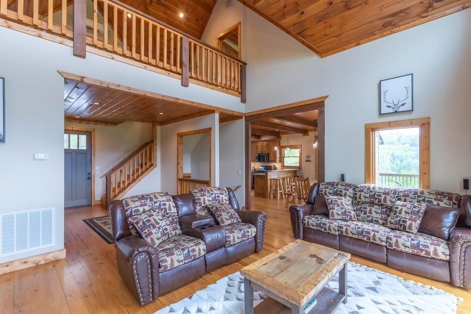 The open floor plan in the main area gives everyone plenty of space.