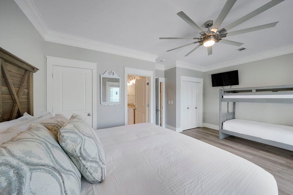 Southern Charm - Rosemary Beach - Bedroom