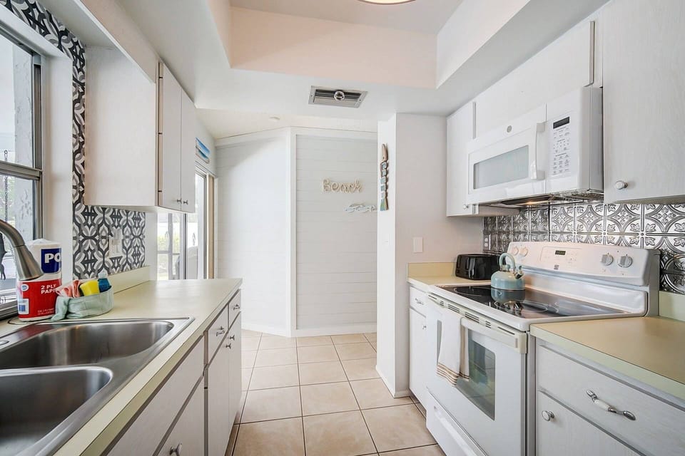 fully stocked kitchen for making meals at home