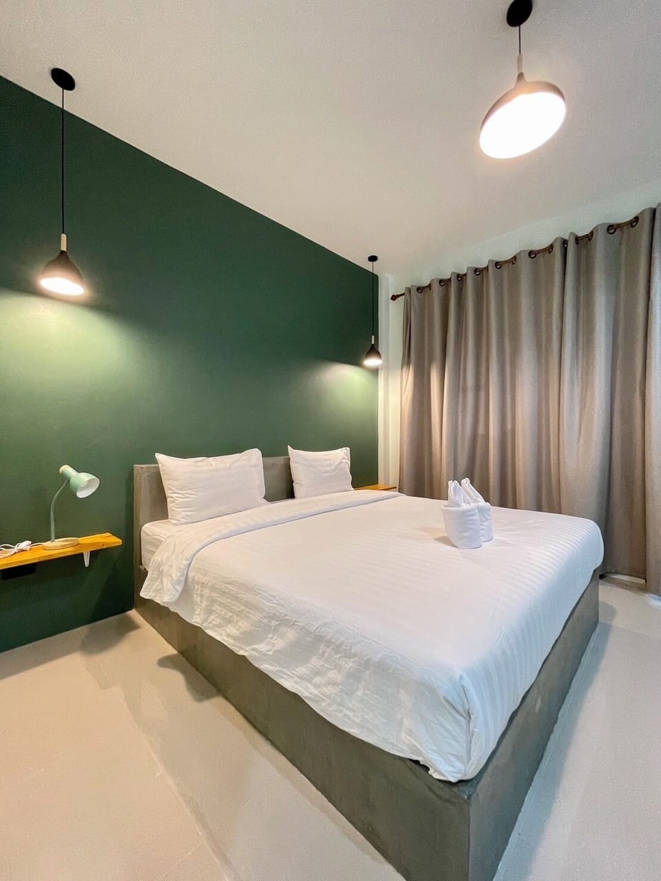 Basic Double Room | Laptop workspace, WiFi (free), bed sheets