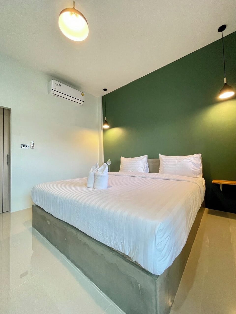 Basic Double Room | Laptop workspace, WiFi (free), bed sheets