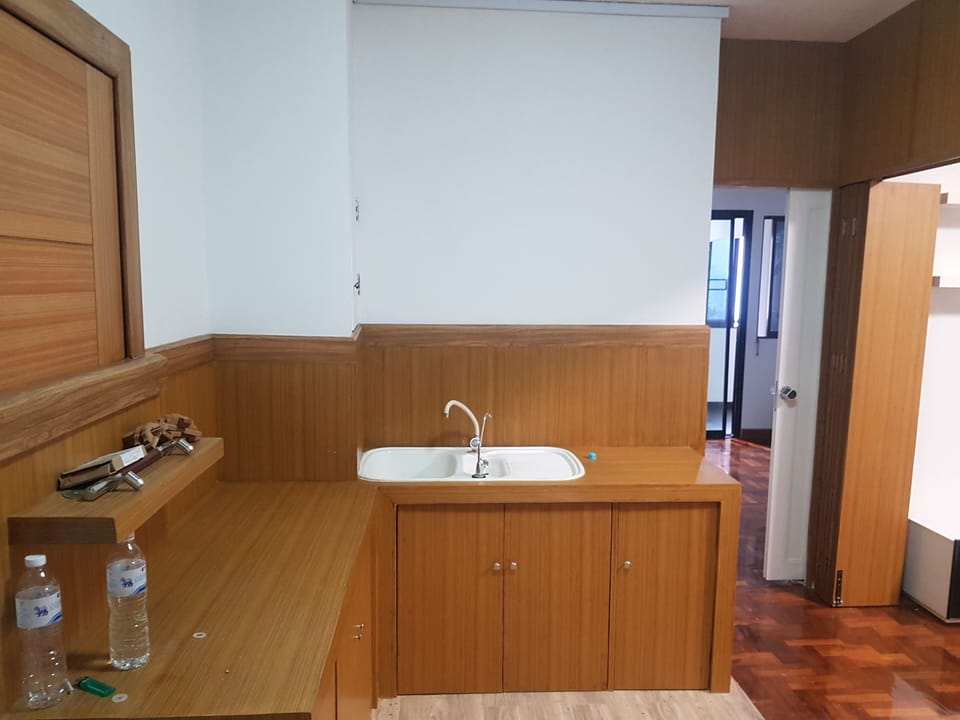 Mini-fridge, microwave, dishwasher