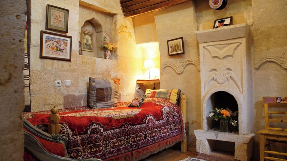 Triple Room with Bathtub  | WiFi (free), bed sheets