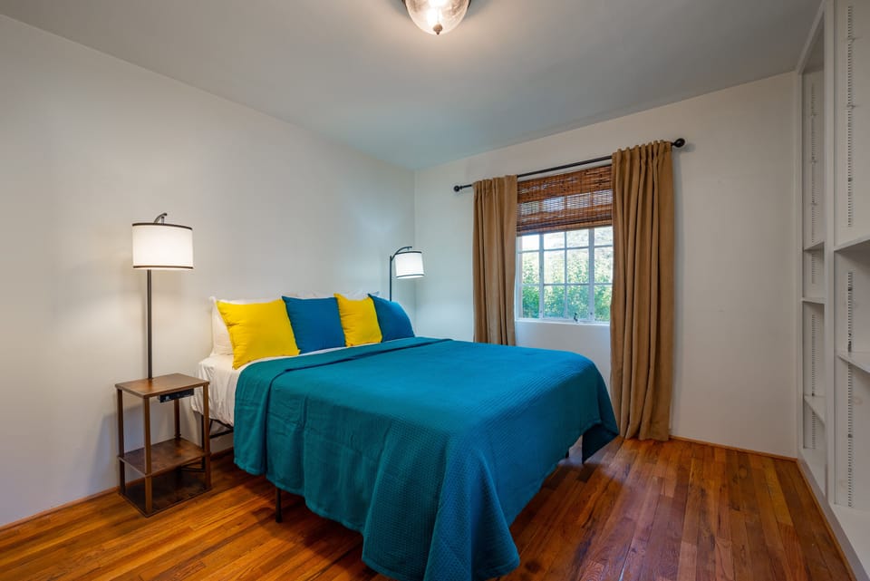 Settle into the luxury quality linens that are used in the most expensive hotels in the city!  We also have a contract with this linen service!
