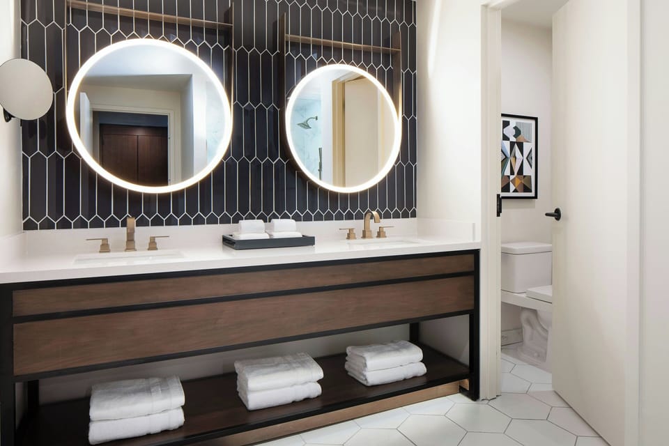 Junior Suite, 1 Bedroom, Pool View | Bathroom | Designer toiletries, hair dryer, towels, soap