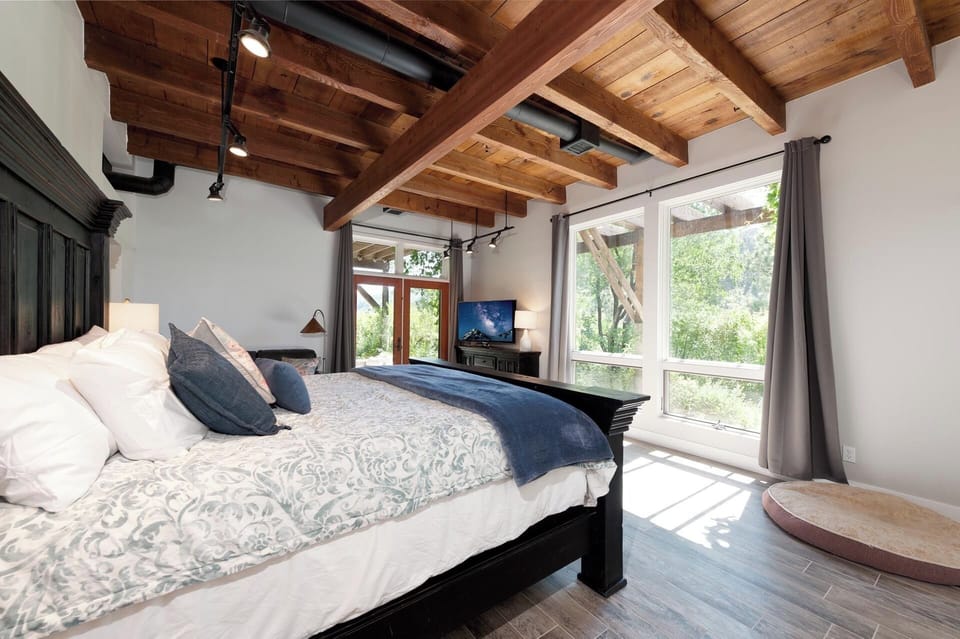 Master Bedroom - King, TV, Views and Deck