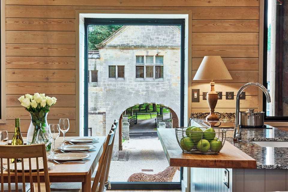 Cottage | Dining