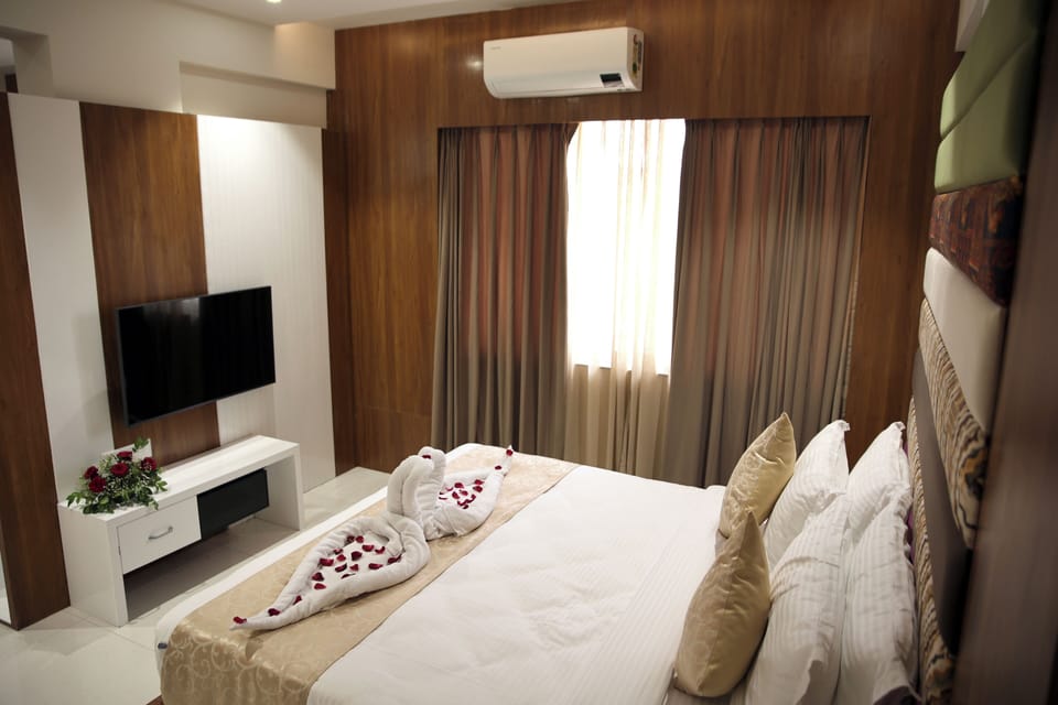 Deluxe Room | Soundproofing, free WiFi, bed sheets