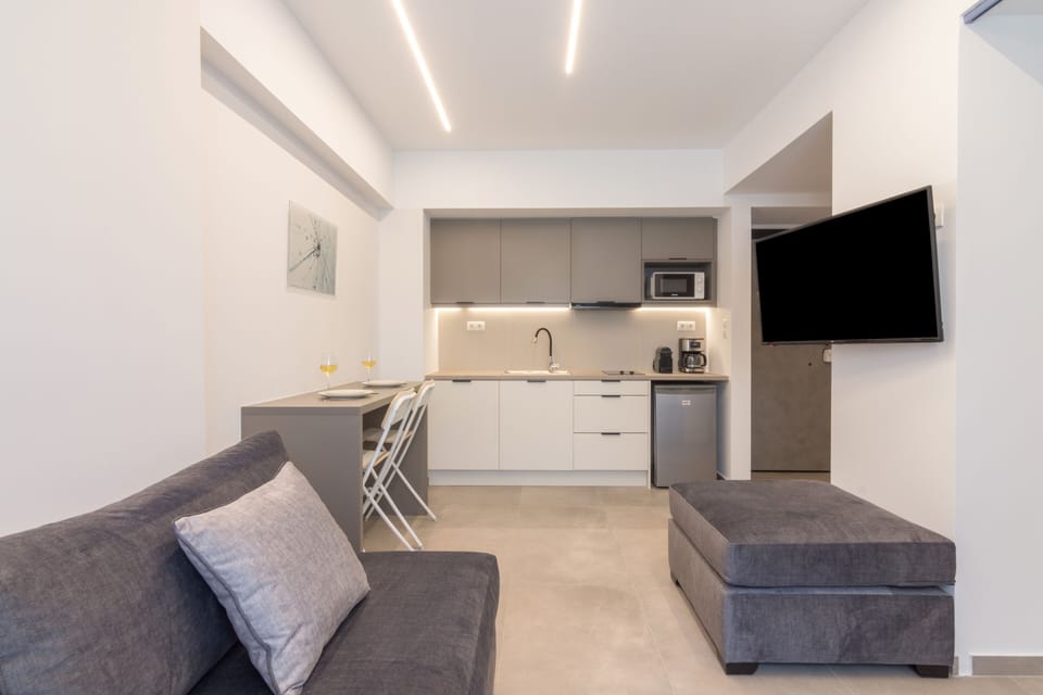 Theatrou Apt 1 - One Bedroom Apartment - Heart of Athens | In-room safe, laptop workspace, blackout drapes, soundproofing