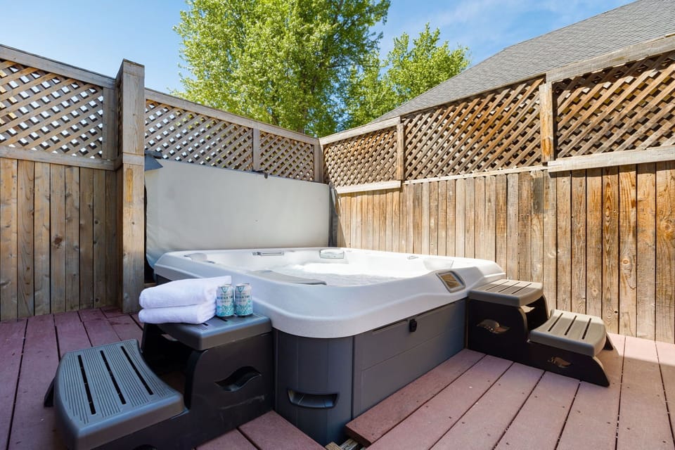Private Hot Tub | Walk-out access from main floor primary bedroom