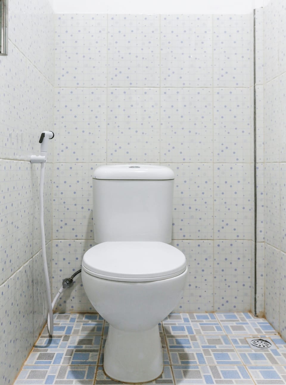 Standard Double Room | Bathroom | Shower, towels