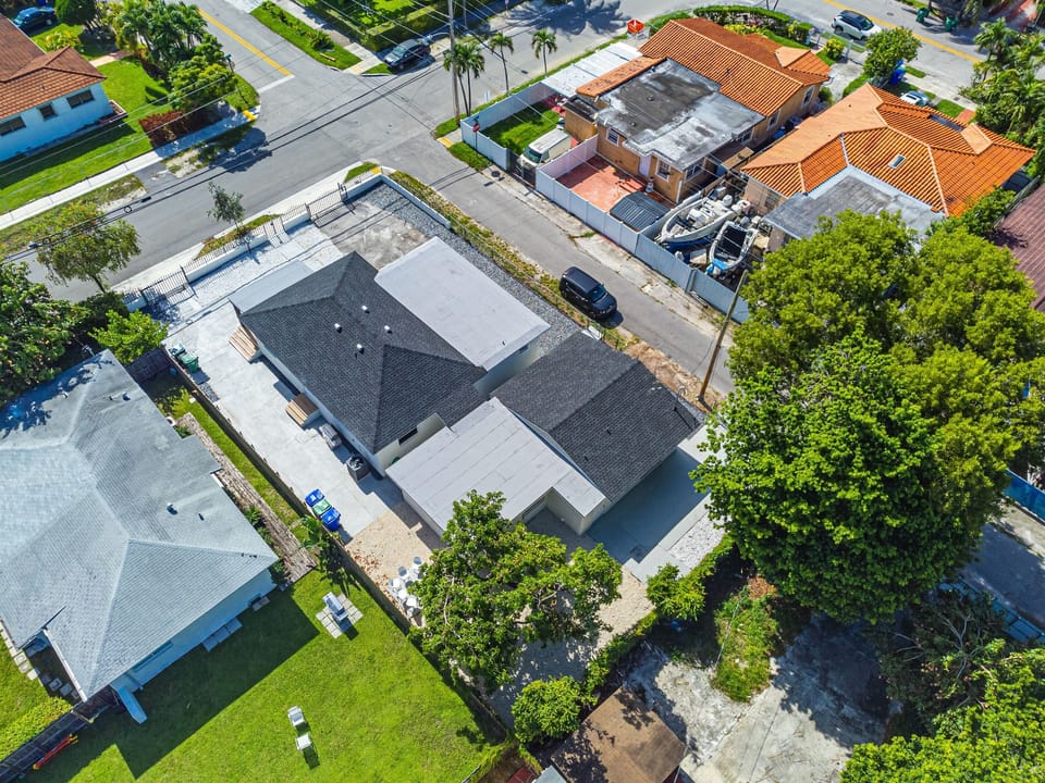 Your Miami getaway awaits in this private back home rental!