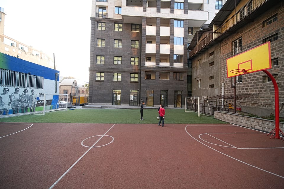 Children's play area - outdoor