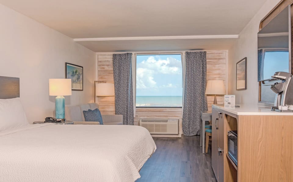 In-room safe, desk, iron/ironing board, free WiFi