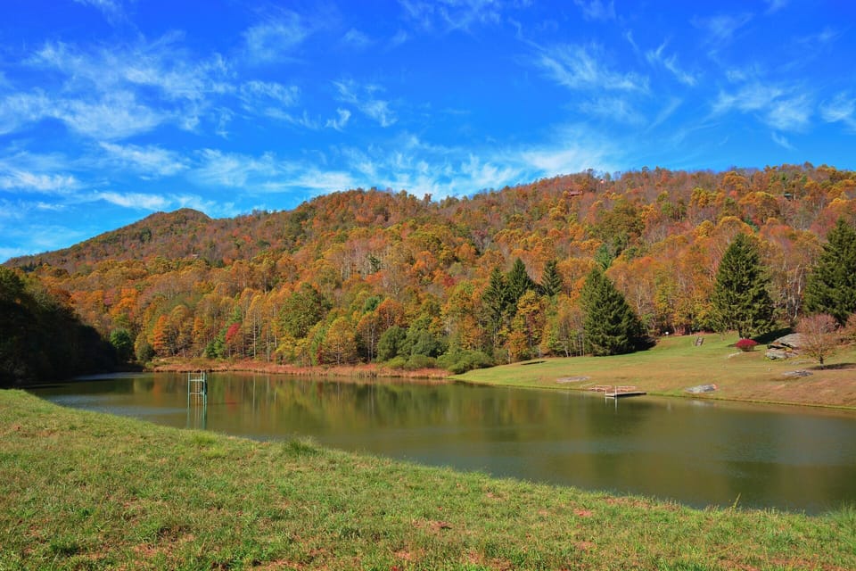 Seven Devils has a lake to walk around.