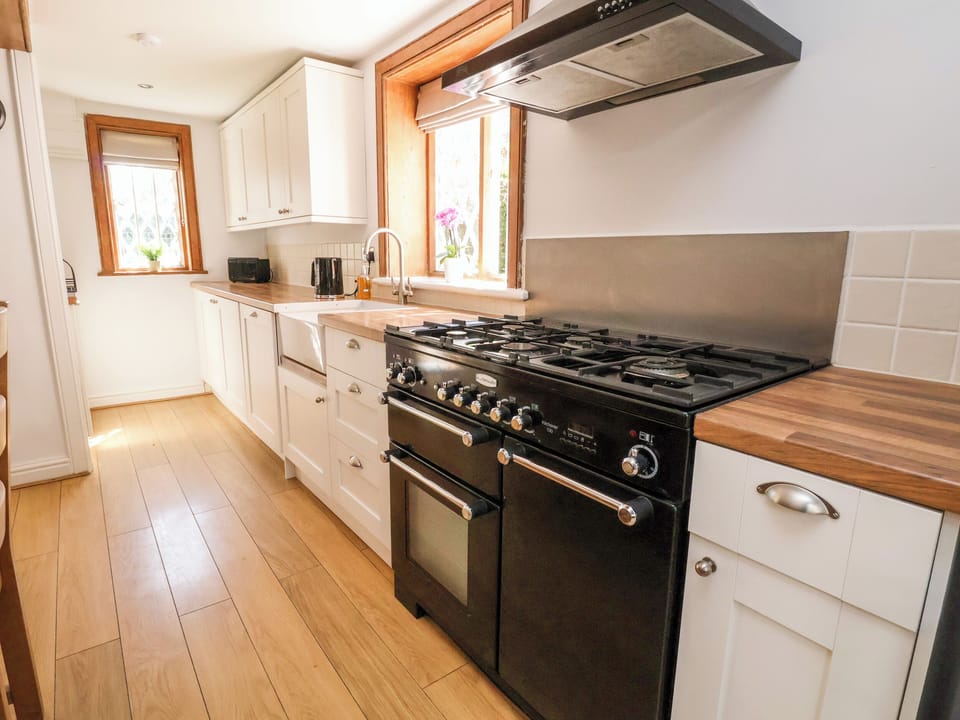 Fridge, dishwasher, electric kettle, toaster