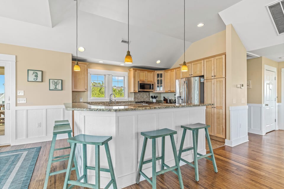 Kitchen Island - Top Level