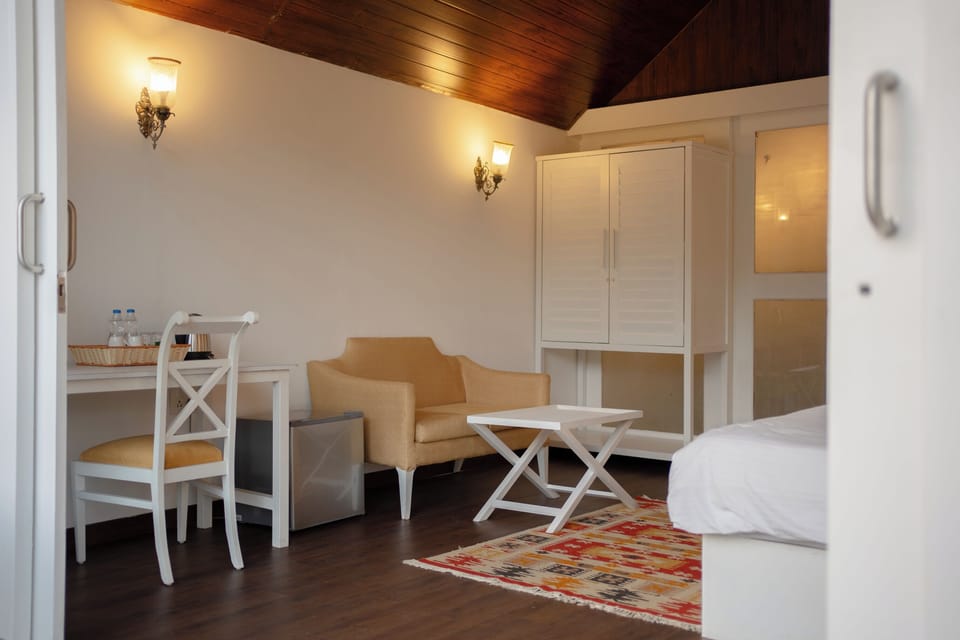 Beachside Villa | Free WiFi