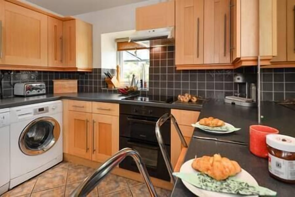 Kitchen (1)