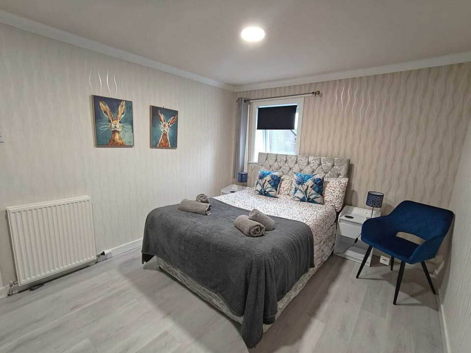 Standard Room, 1 Double Bed, Private Bathroom | Desk, laptop workspace, free WiFi