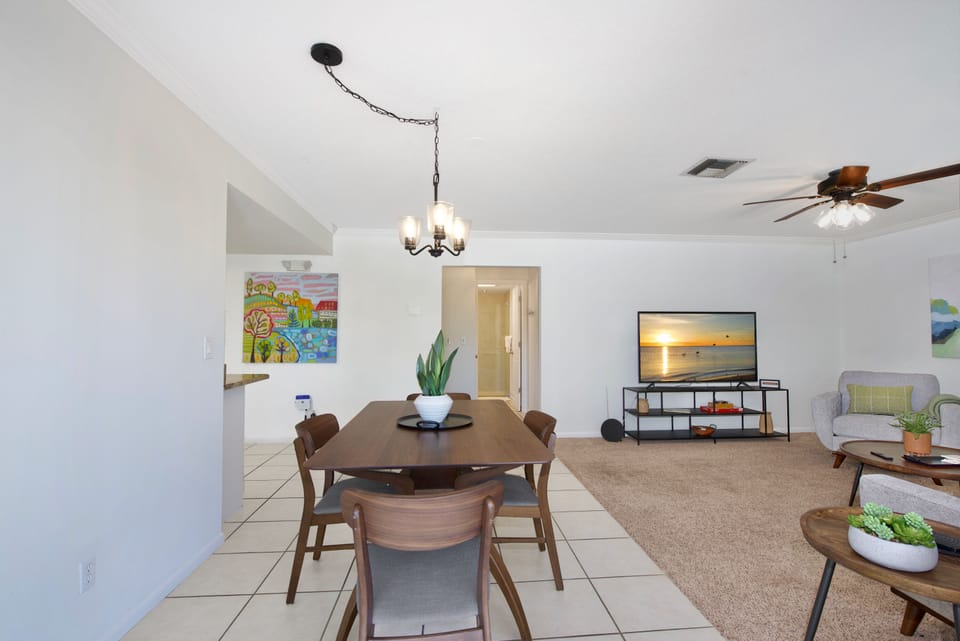 Unit 2 Dining Area