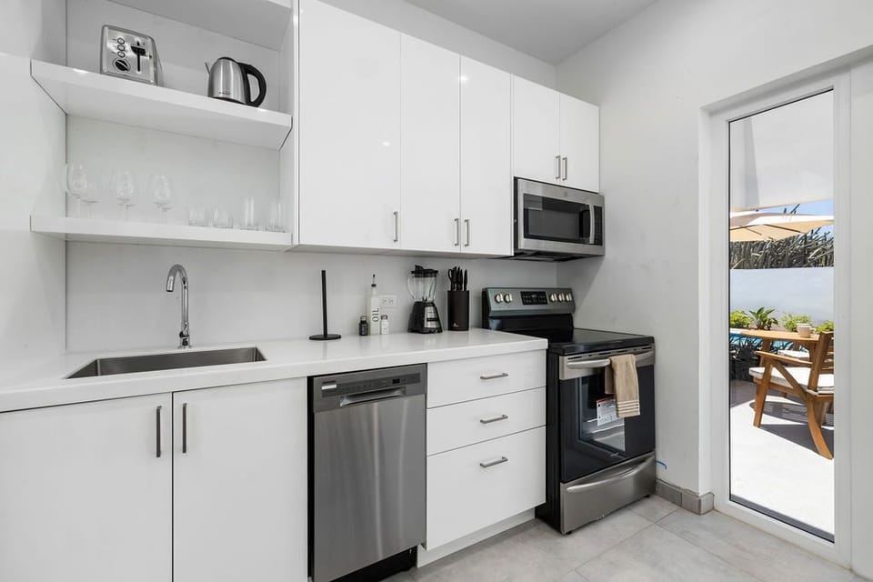 Cook up culinary magic in our modern kitchen – where every recipe comes to life with style and convenience.