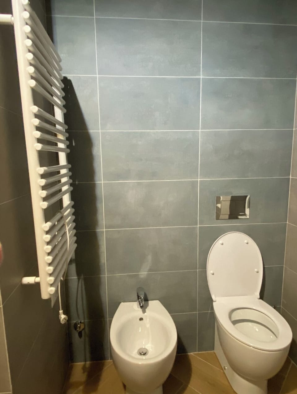 Classic Room | Bathroom | Free toiletries, hair dryer, bidet