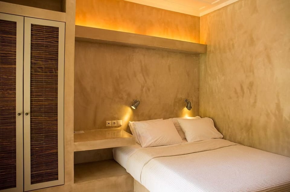1 bedroom, Egyptian cotton sheets, premium bedding, pillowtop beds