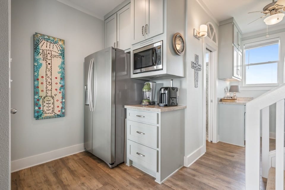 House, 4 Bedrooms | Private kitchen | Coffee/tea maker, fridge, toaster