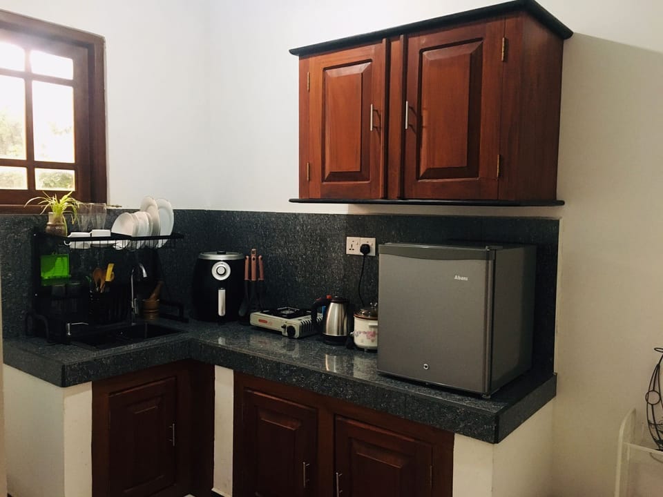 Comfort Double Room | Private kitchen