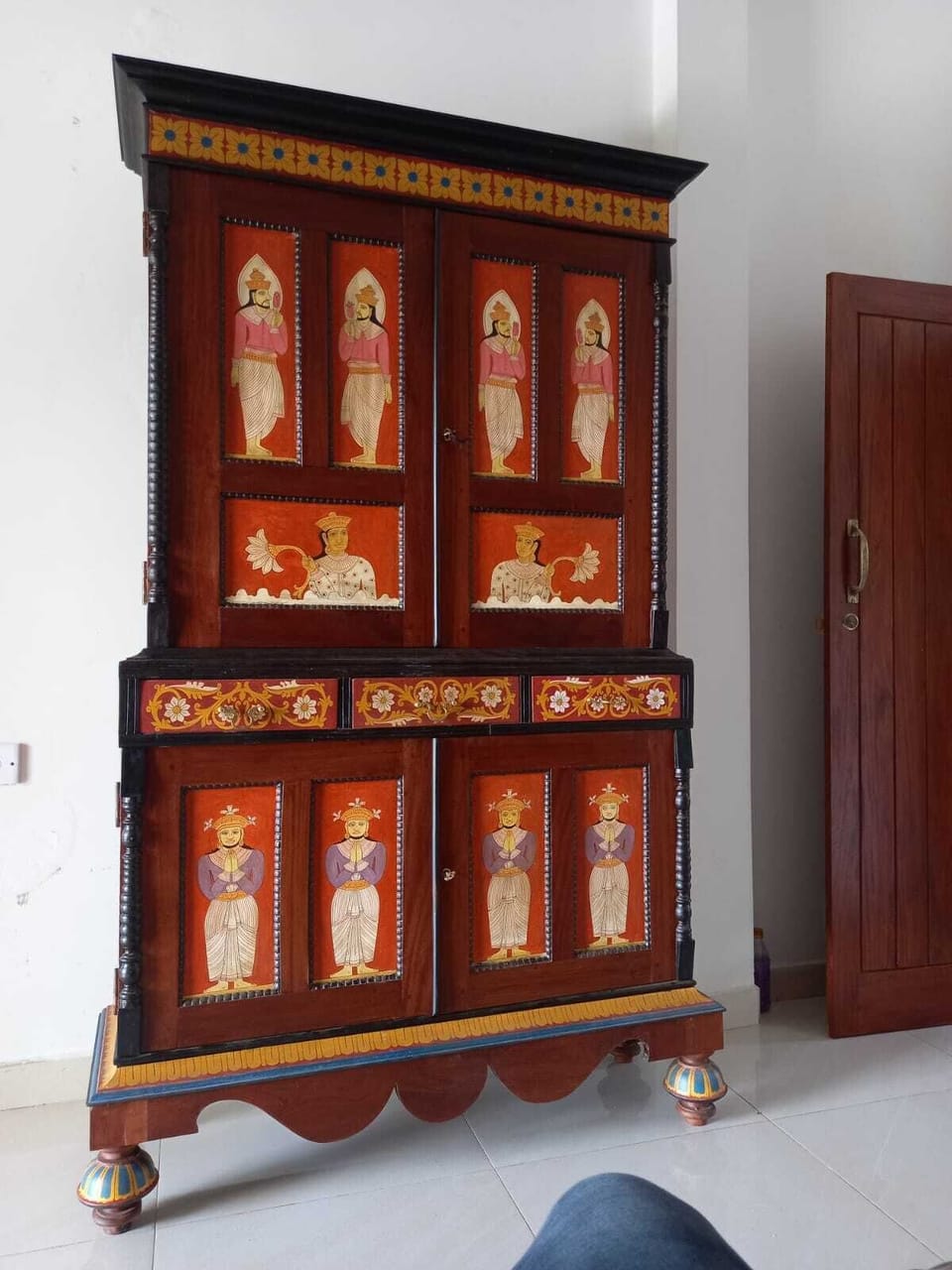 Comfort Double Room | Desk
