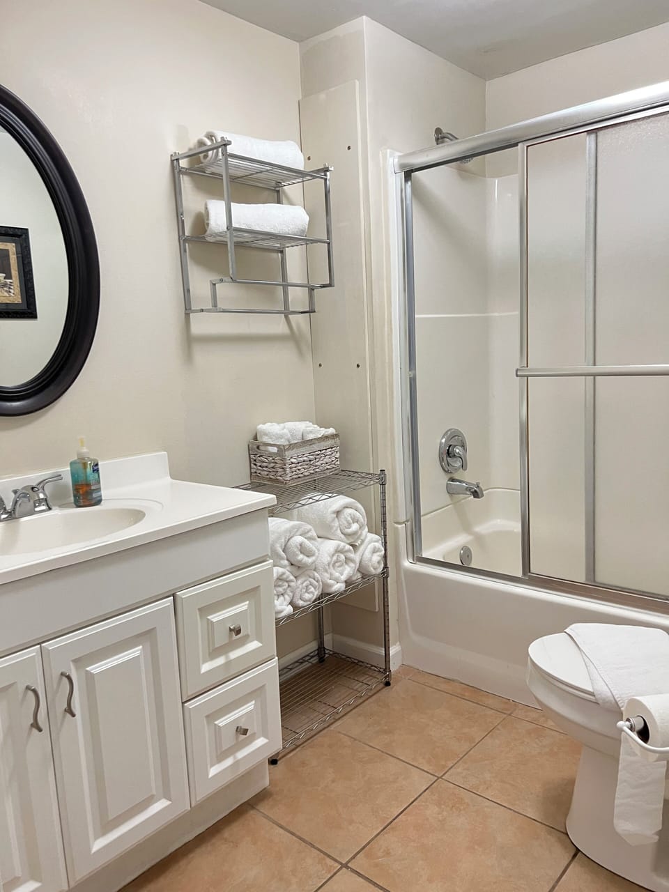 Hall Bath for Bedroom 2 & 3.
