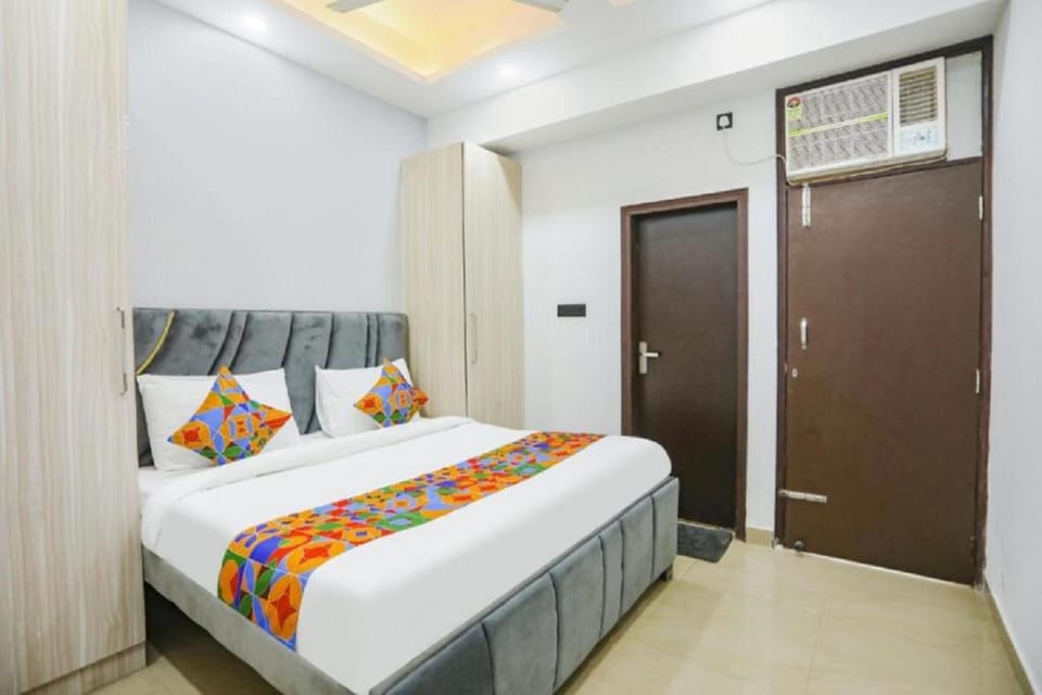 1 bedroom, soundproofing, free WiFi, bed sheets