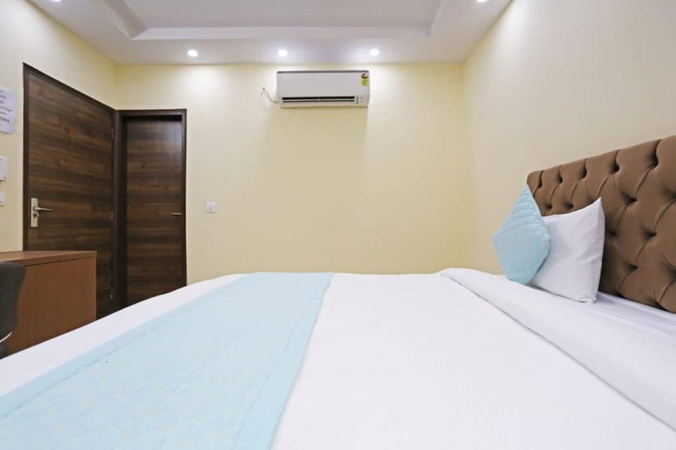 Deluxe Room | 1 bedroom, free WiFi