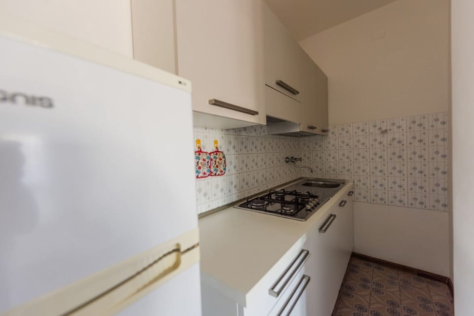 Apartment, 1 Bedroom, Balcony, City View | Interior