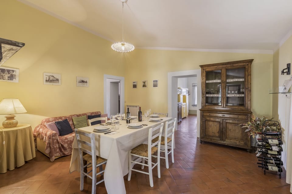 Villa | Dining room