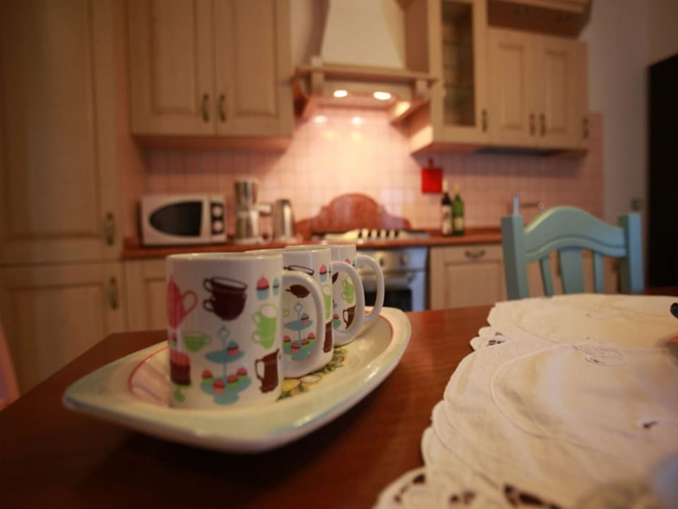 Villa, 2 Bedrooms, Balcony, Garden View | Dining room