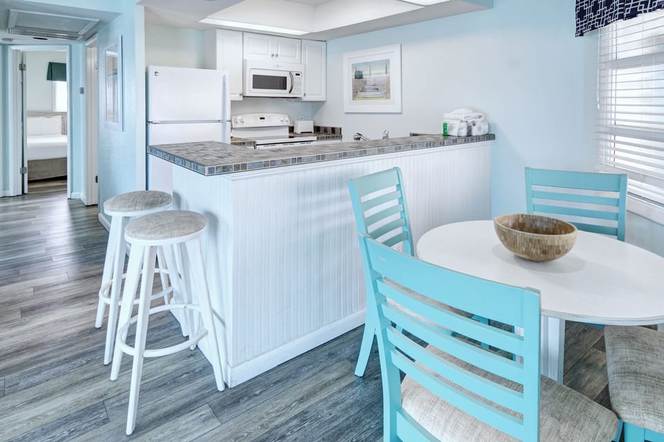 Ocean Sands Condo, 2 Bedroom  | Private kitchen | Coffee/tea maker, fridge, microwave, oven