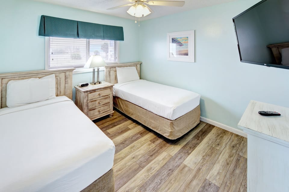 Ocean Sands Condo, 2 Bedroom  | 2 bedrooms, iron/ironing board, cribs (free), WiFi (free)