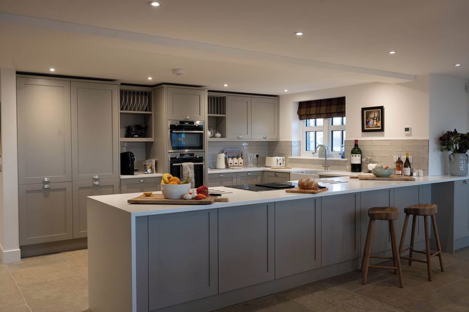 Kipney Hunting Lodge kitchen