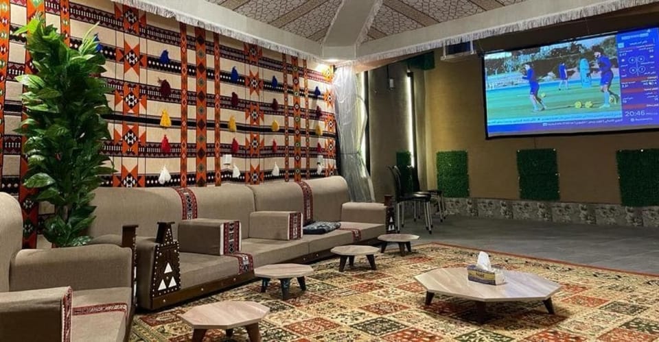 Basic Shared Dormitory, Men only | Living area