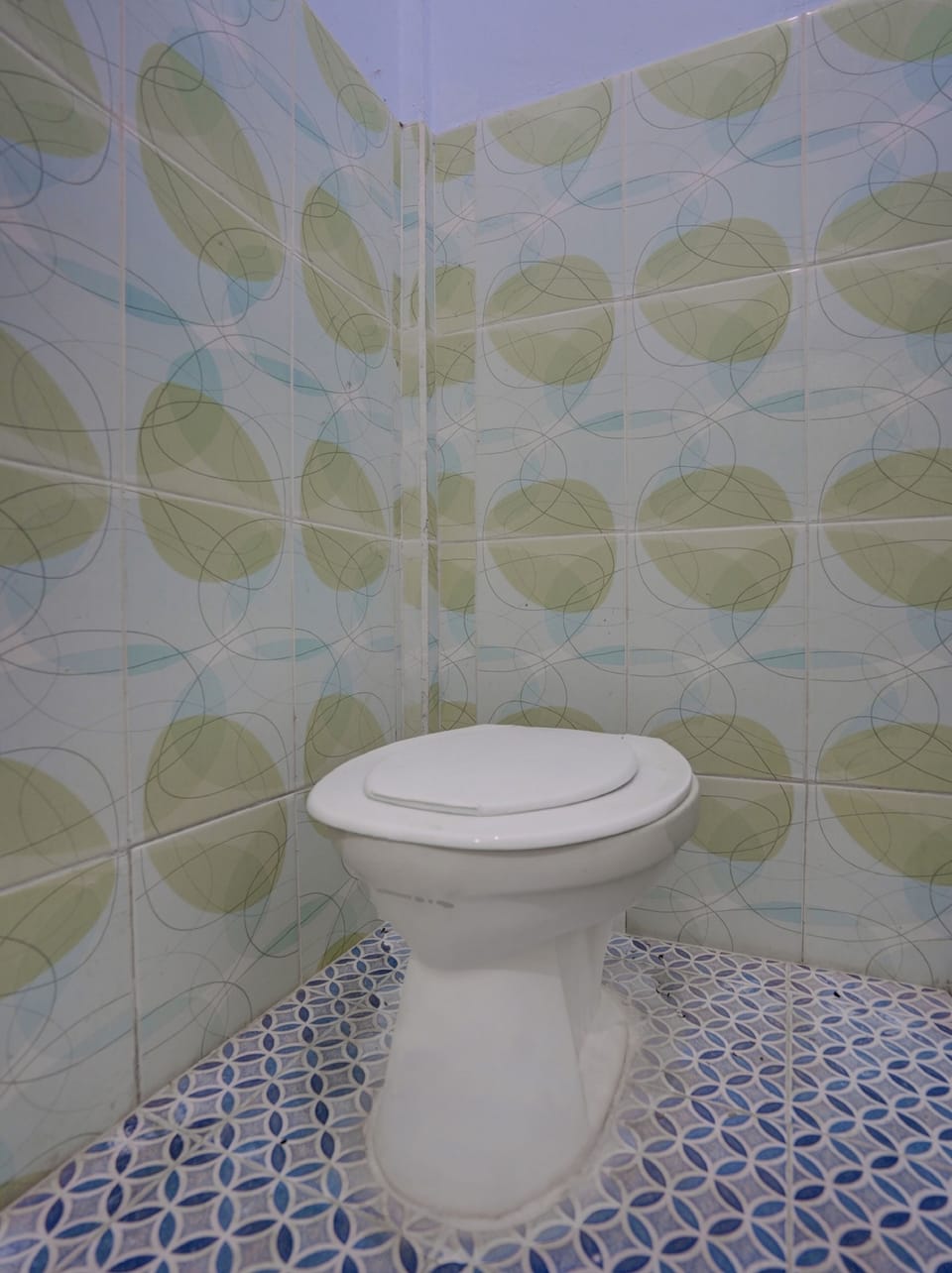 Standard Double Room | Bathroom | Shower, towels