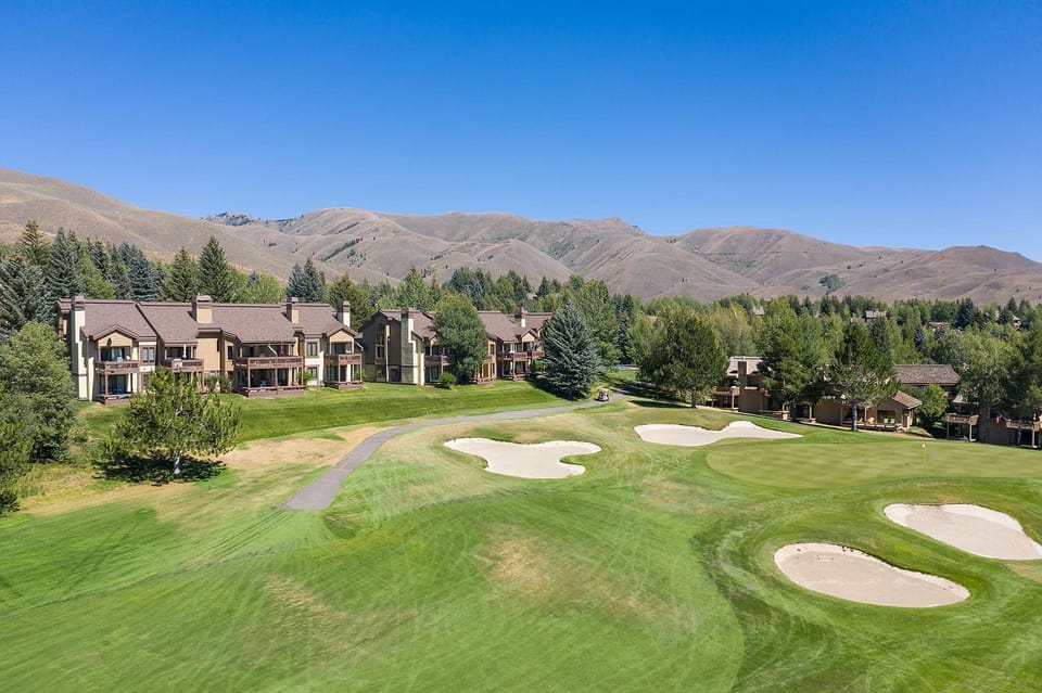 Aerial view of Fairway Nine condo complex
